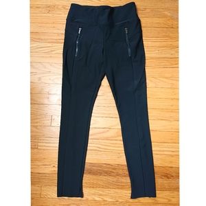 Athleta Stellar Tight NWOT